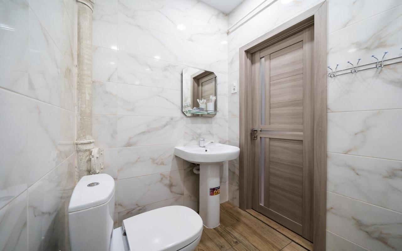 Apartment In The Heart Of Chernigov Экстерьер фото