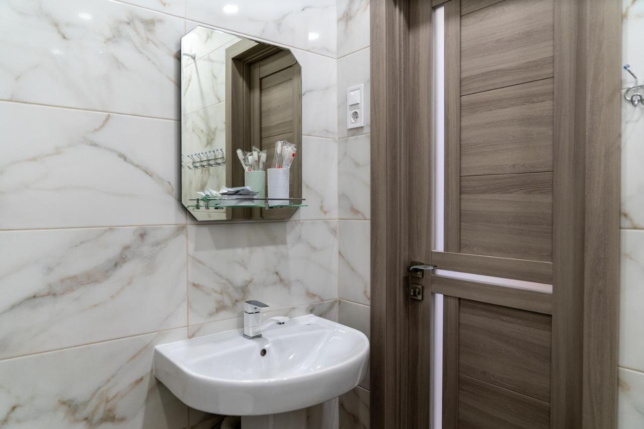 Apartment In The Heart Of Chernigov Экстерьер фото